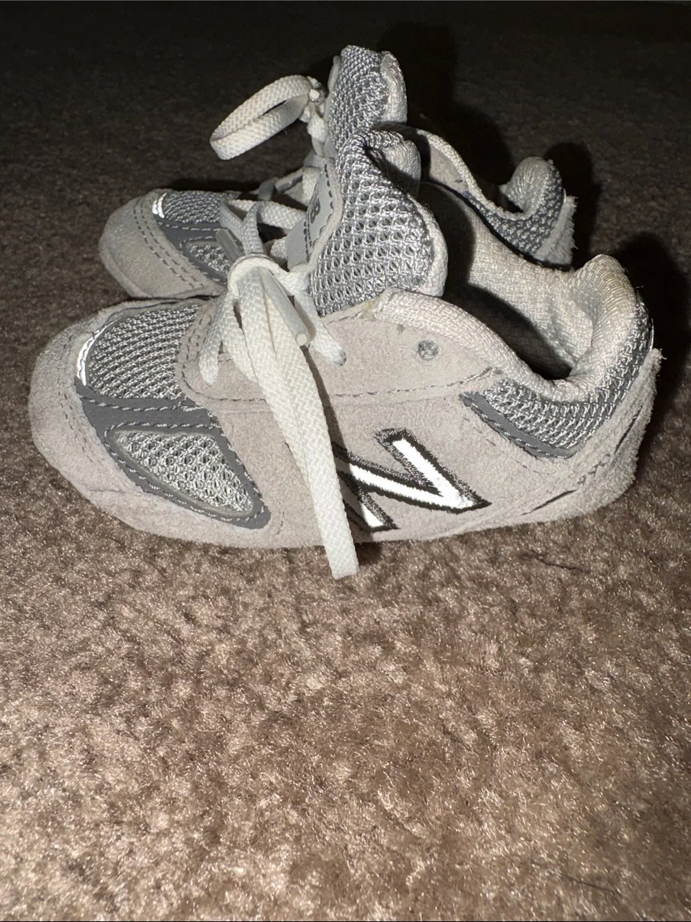 New Balance 990V infant newborn baby lace up crib tennis shoes